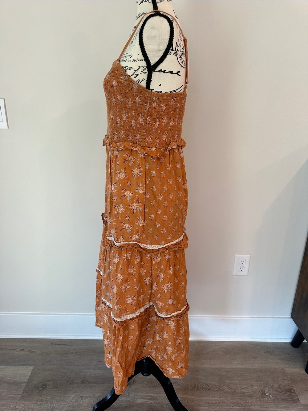 Universal Thread Maise colored Floral Smocked Maxi Dress size L ruffles spring - Picture 3 of 9